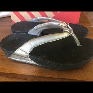 Silver Fit Flops 5 6